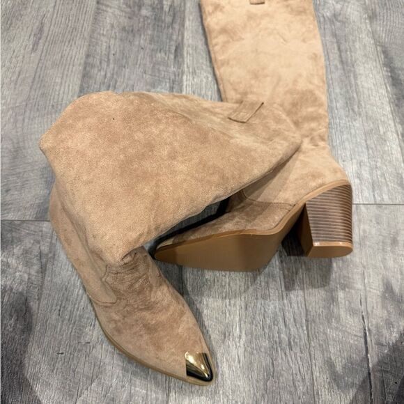 Stylish Beige Knee-High Boots - Picture 3 of 4